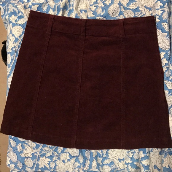 NWOT Maroon Corduroy Skirt Forever 21 mini skirt - Picture 2 of 3